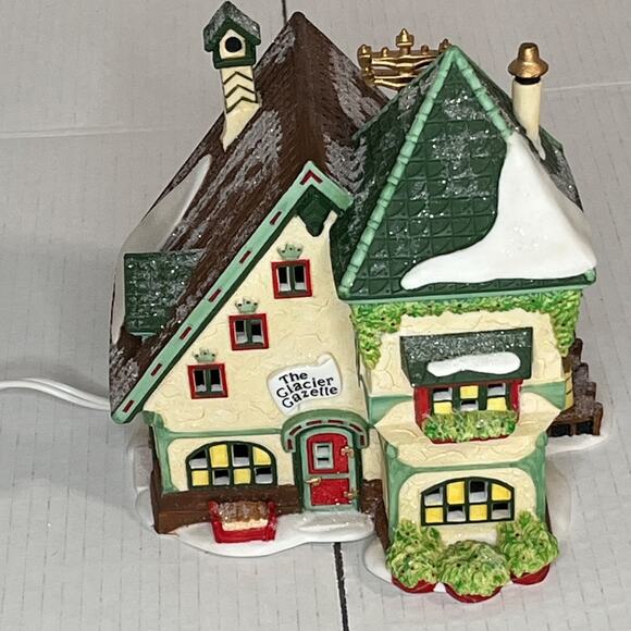 Dept. 56 North Pole Series "Glacier Gazette" Heritage Village - Picture 7 of 11